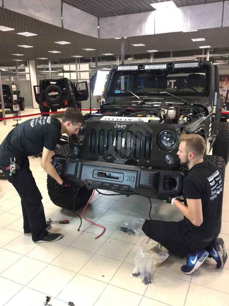 tmax_4x4team_c_resize